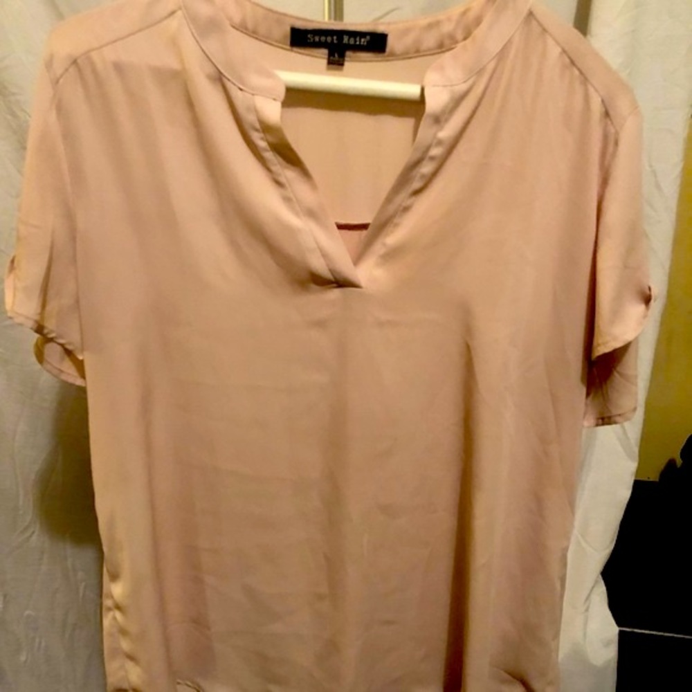 Tan/Cream Short Sleeve V-Neck Blouse Top Shirt - Picture 1 of 7